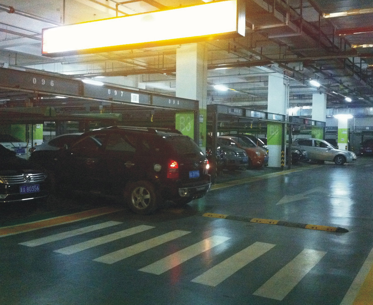 自动停车租赁立体车库需要注意车辆和人员的安全问题